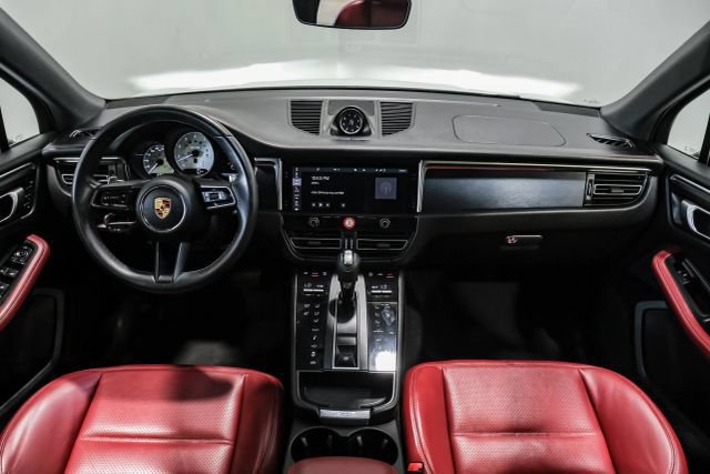 Used 2022 Porsche Macan GTS AWD/4WD image 17