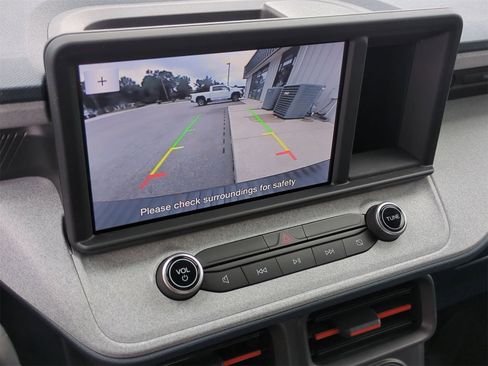 Used 2023 Ford Maverick XLT image 19