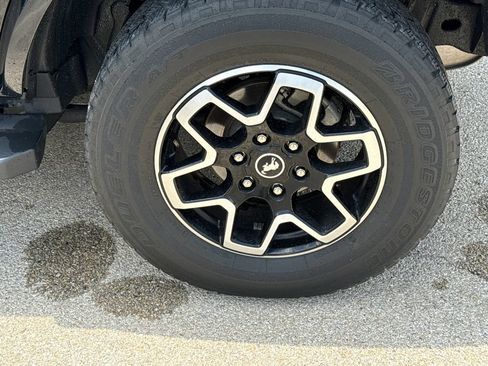 Used 2022 Ford Bronco Outer Banks AWD/4WD image 9