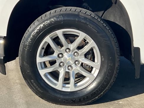 Used 2021 Chevrolet Silverado 1500 LT image 35
