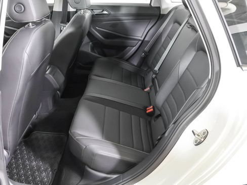 Used 2024 Volkswagen Jetta SE w/ Panoramic Sunroof Package FWD image 36