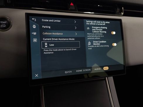 Used 2026 Land Rover Range Rover Evoque S image 29