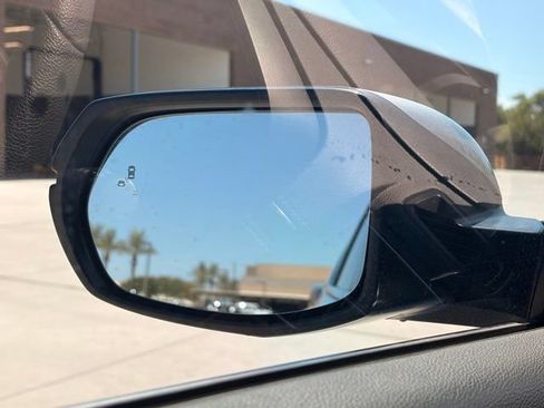 Used 2018 Honda CR-V EX image 18