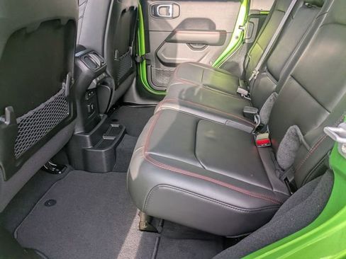 New 2025 Jeep Wrangler Unlimited Rubicon w/ XTREMEE 35" Tire Package image 25