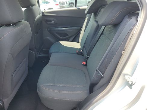 Used 2017 Chevrolet Trax LS FWD image 20