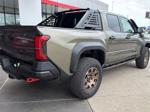 New 2026 Toyota Tacoma 4x4 Double Cab Hybrid image 7
