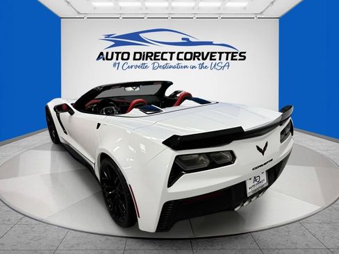Used 2016 Chevrolet Corvette Z06 w/ 2LZ Preferred Equipment Group RWD image 11