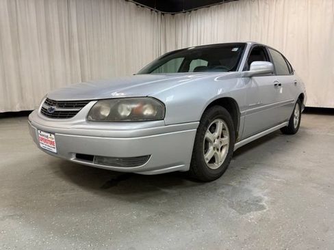 Used 2004 Chevrolet Impala LS w/ Preferred Equipment Group FWD image 11