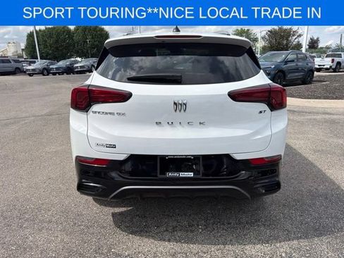 Used 2024 Buick Encore GX Sport Touring FWD image 10