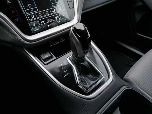 Used 2025 Subaru Outback Premium image 24