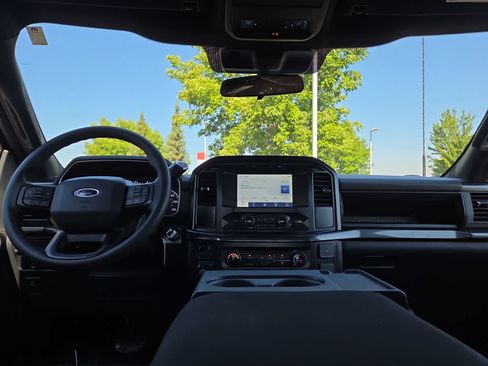 Used 2022 Ford F150 XL w/ STX Appearance Package AWD/4WD image 18