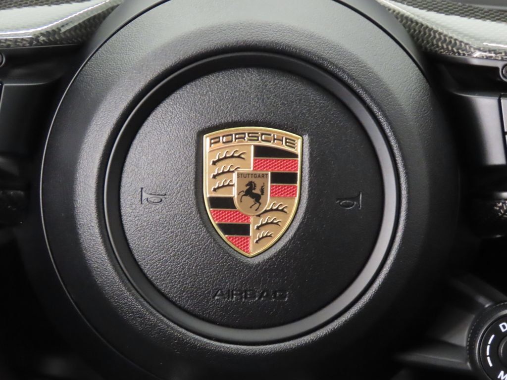 Certified 2025 Porsche Cayenne Coupe AWD/4WD image 21