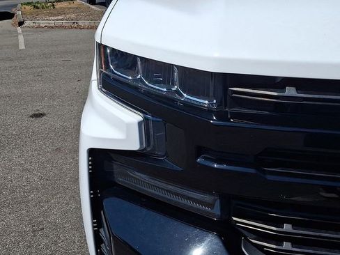 Used 2019 Chevrolet Silverado 1500 LT Trail Boss w/ Convenience Package AWD/4WD image 11