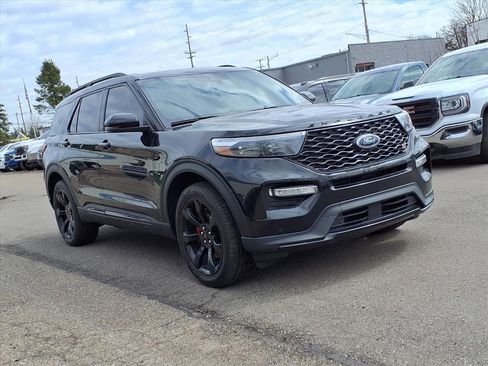 Used 2023 Ford Explorer ST w/ Equipment Group 401A image 6