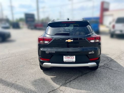 Used 2025 Chevrolet TrailBlazer LT AWD/4WD image 5