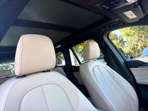 Used 2019 BMW X1 sDrive28i w/ Convenience Package FWD image 28