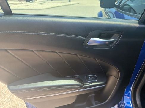 Used 2020 Dodge Charger Scat Pack RWD image 10