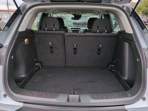 Used 2023 Chevrolet TrailBlazer LS image 34