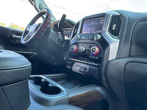 Used 2022 GMC Sierra 1500 SLT w/ SLT Premium Plus Package AWD/4WD image 30