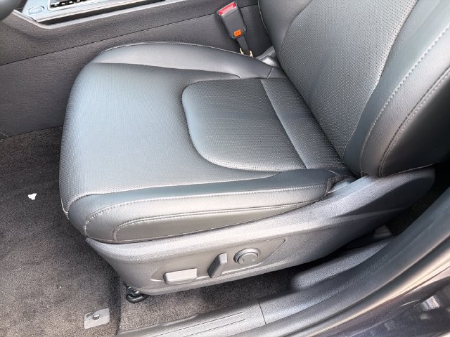 Certified 2026 Kia Sportage EX w/ EX Panorama Roof Package FWD image 20