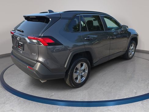 Used 2024 Toyota RAV4 XLE FWD image 6
