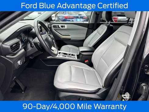 Certified 2021 Ford Explorer XLT w/ Equipment Group 202A AWD/4WD image 13