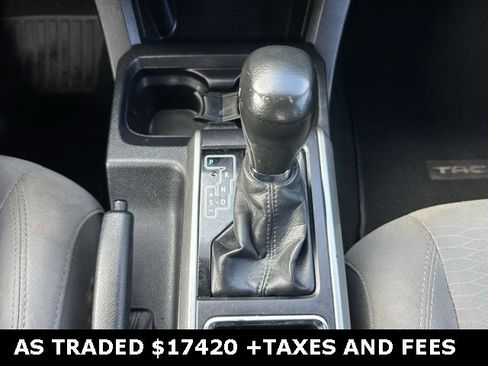 Used 2017 Toyota Tacoma SR image 24