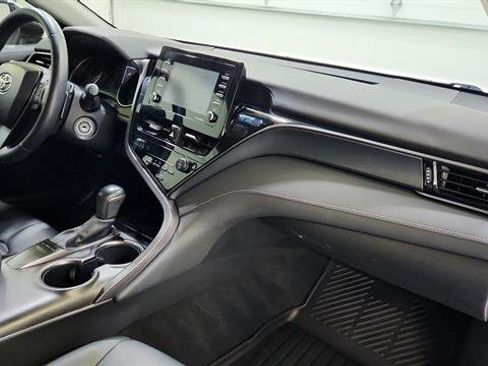 Used 2022 Toyota Camry SE image 22