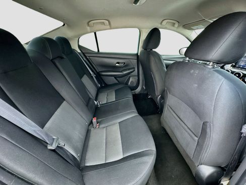Used 2021 Nissan Sentra SV FWD image 18
