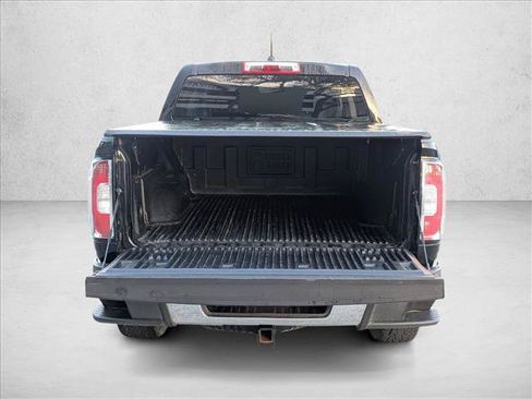Used 2019 GMC Canyon SLE RWD image 6