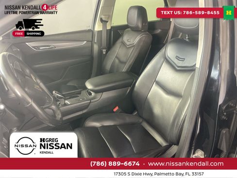 Used 2017 Cadillac XT5 Luxury image 15