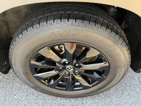 Used 2025 MAZDA CX-50 AWD 2.5 S w/ Preferred Package image 12