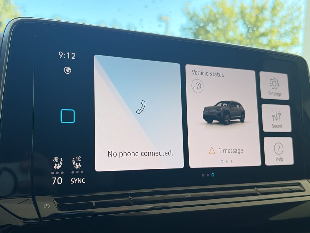 Certified 2024 Volkswagen Atlas SE FWD image 19