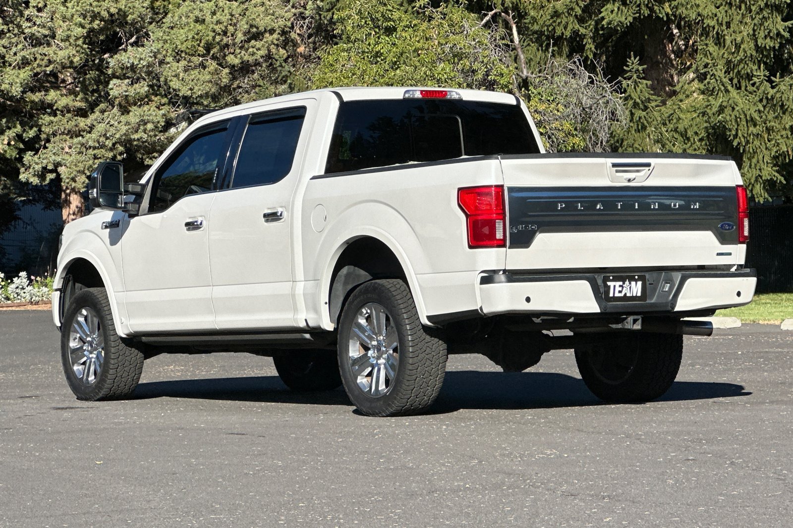 Used 2018 Ford F150 Platinum w/ Technology Package AWD/4WD image 6