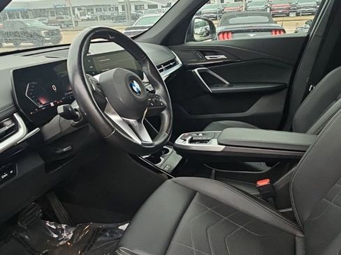 Used 2025 BMW X1 xDrive28i AWD/4WD image 12