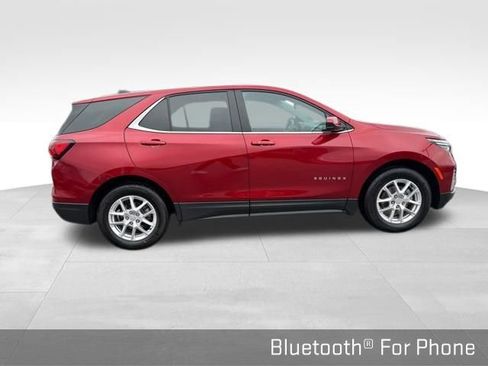 Used 2024 Chevrolet Equinox LT w/ LPO, Floor Liner Package image 18