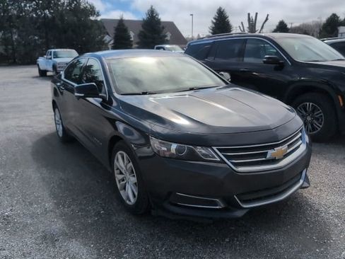 Used 2016 Chevrolet Impala LT w/ Convenience Package image 3
