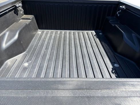 Certified 2021 Toyota Tacoma SR5 RWD image 19