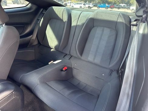 Used 2018 Ford Mustang Coupe image 25