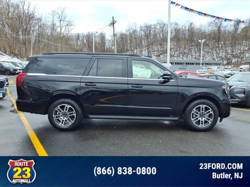 Certified 2025 Ford Expedition Max Active image 9