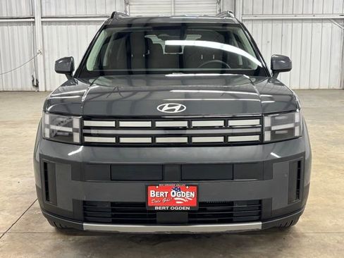 Used 2026 Hyundai Santa Fe SEL FWD image 2