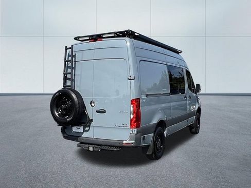 Used 2022 Mercedes-Benz Sprinter 2500 image 6