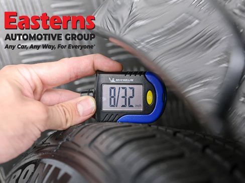 Used 2023 Nissan Altima 2.5 SV w/ SV Premium Package FWD image 28