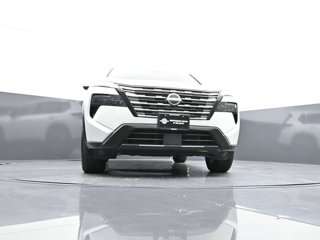 Certified 2026 Nissan Rogue SV AWD/4WD image 47