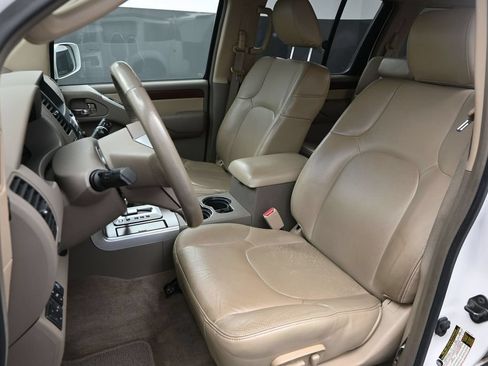 Used 2010 Nissan Pathfinder LE w/ Navigation Pkg AWD/4WD image 20