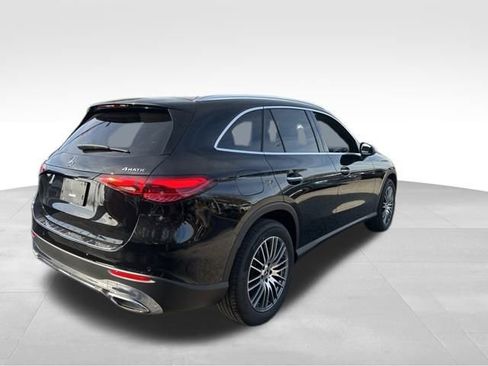 Certified 2025 Mercedes-Benz GLC 300 4MATIC image 7
