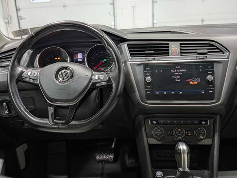 Used 2019 Volkswagen Tiguan SE image 5