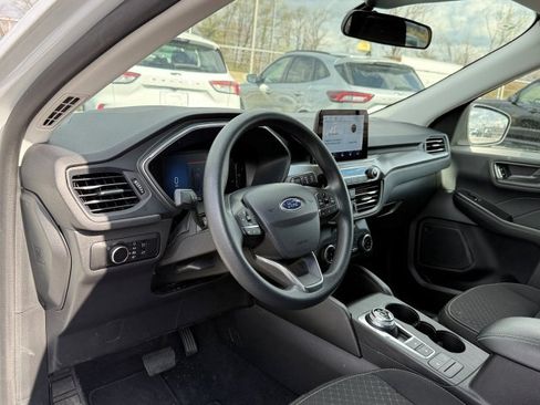 Used 2025 Ford Escape Active FWD image 11