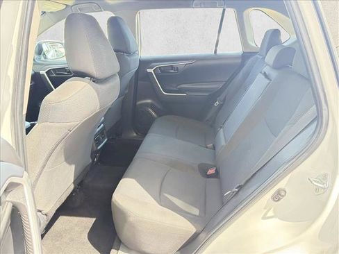 Used 2024 Toyota RAV4 LE AWD/4WD image 12