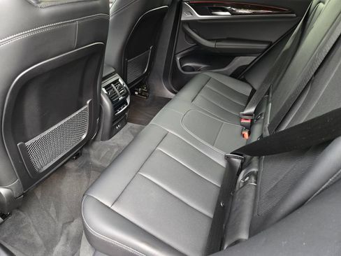 Used 2024 BMW X4 M40i AWD/4WD image 30